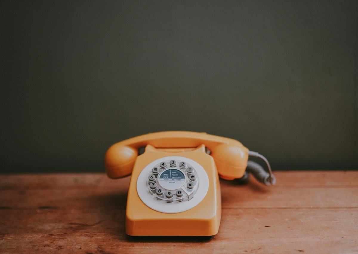Telefono classico simbolo di comunicazione